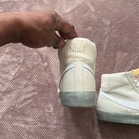 Nike Cream High-Top Sneakers - Picture 2 of 4
